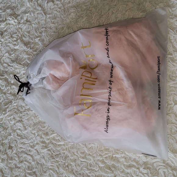 Cross Band Pink Fluffy Soft Slippers Large 9 / 10 - Picture 6 of 12